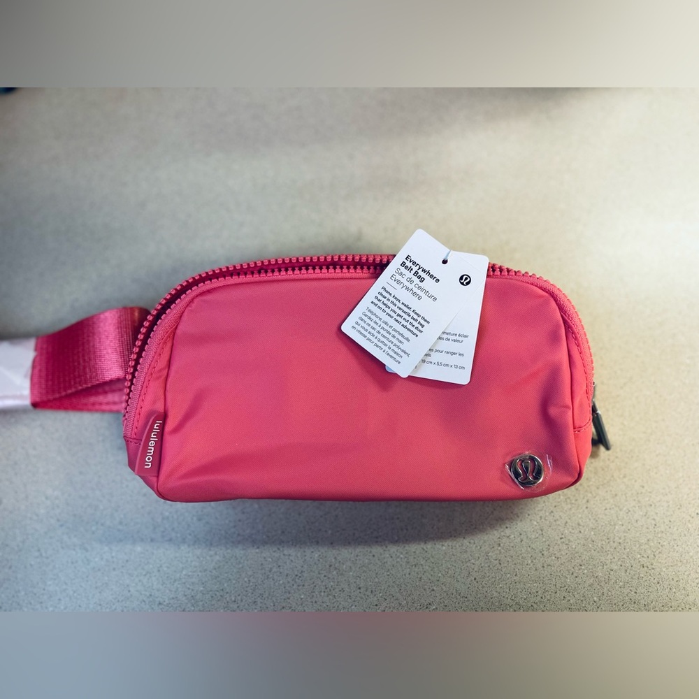 Lulu Lemon Everywhere Belt Bag 1L